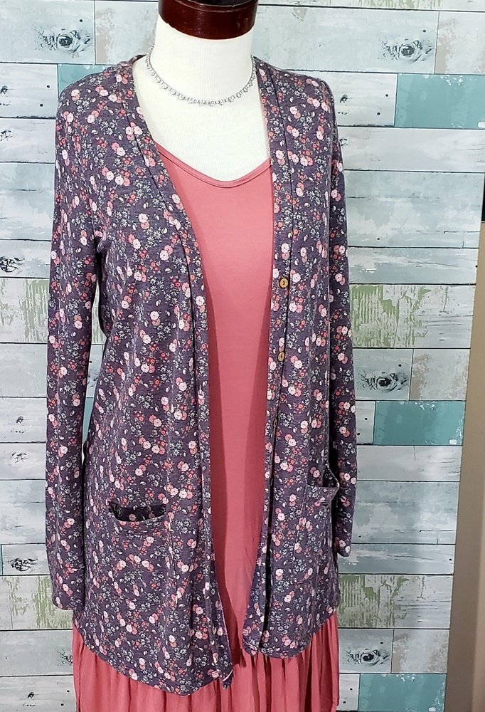 Med A&D Essential Cardigan